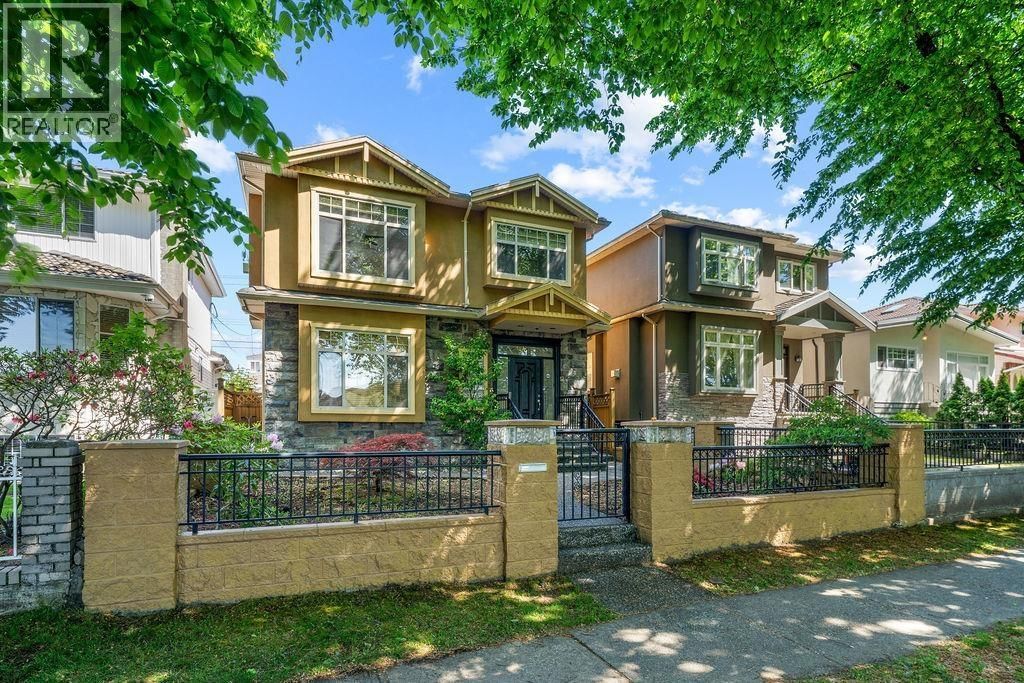 5388 SHERBROOKE Street, Vancouver, British Columbia V5W 3M5