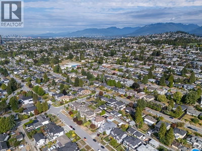 1988 KENSINGTON Avenue | Burnaby British Columbia | Slide Image Thirty-seven
