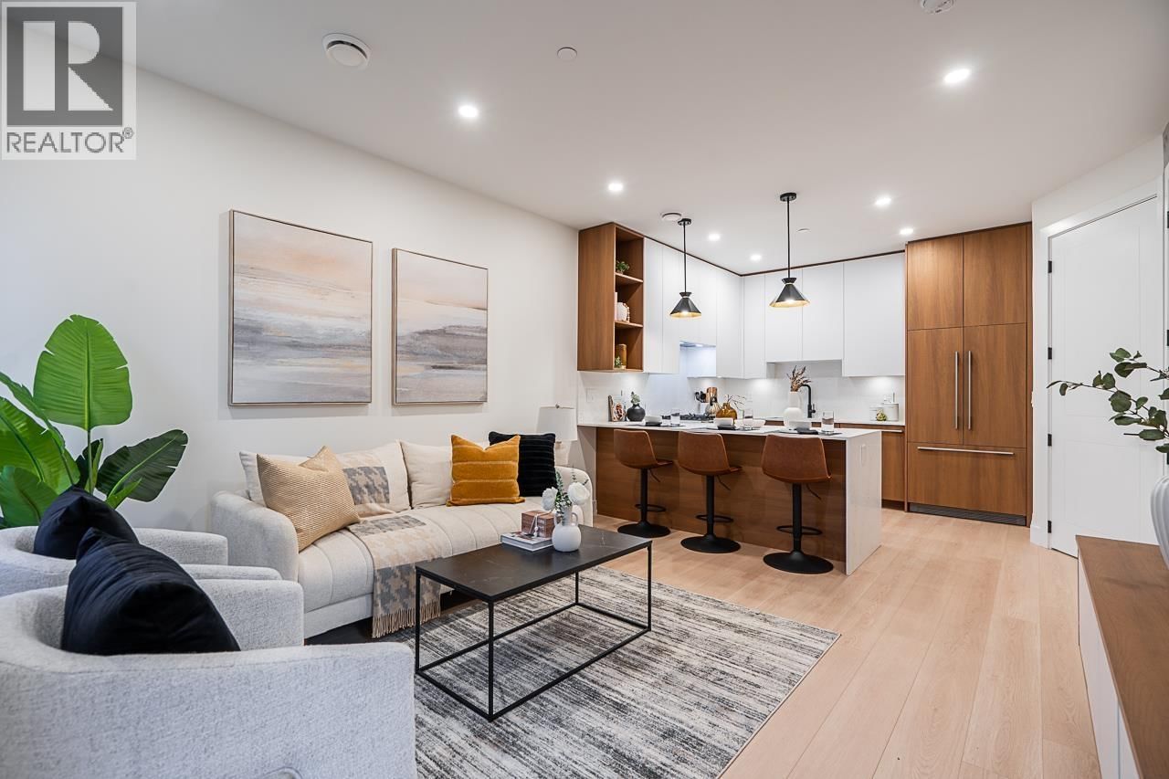 3638 NORMANDY Drive, Vancouver, British Columbia V5M 2G3