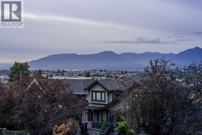 3638 NORMANDY Drive | Vancouver British Columbia | Slide Image Twenty-eight