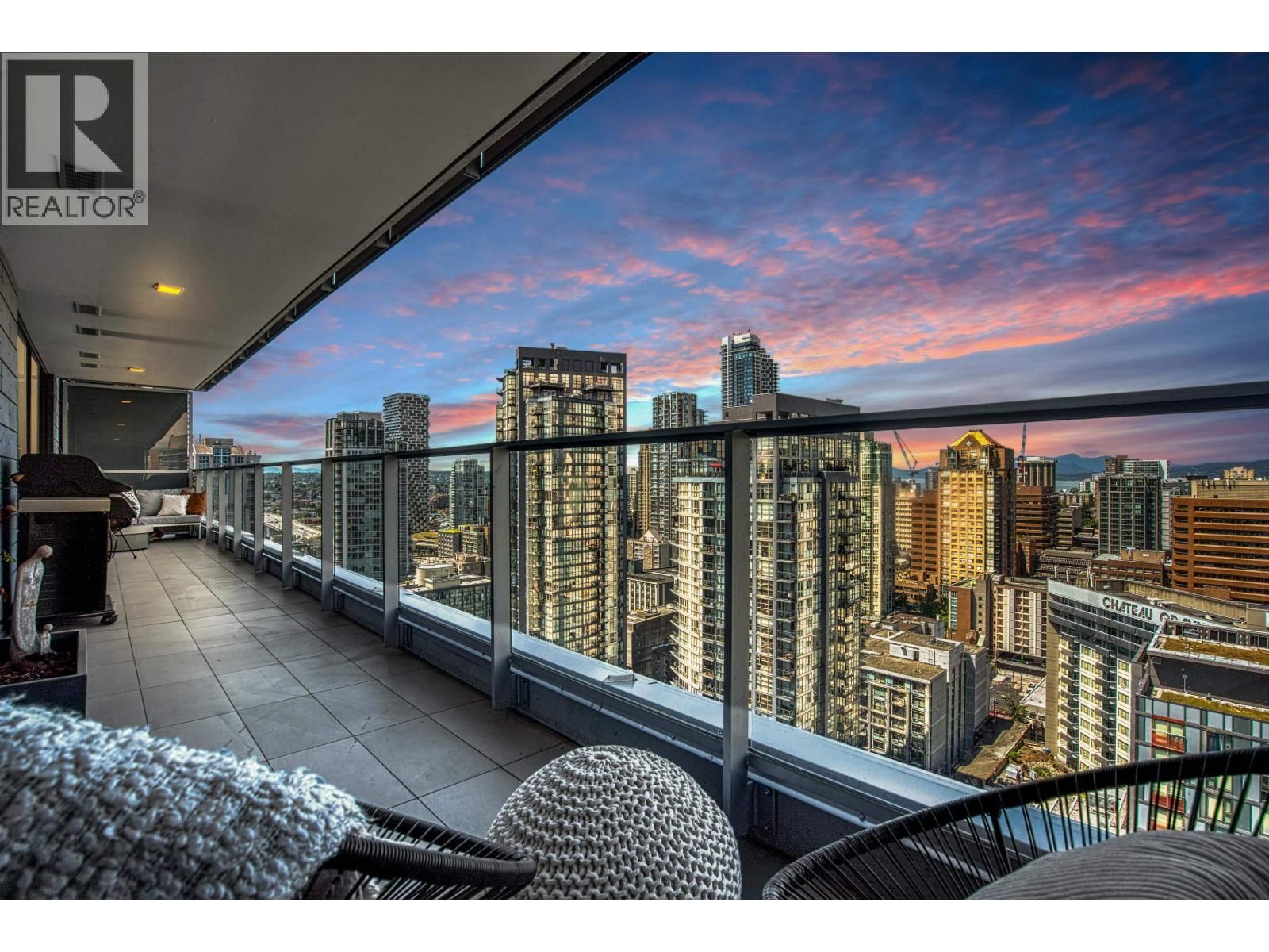 1111 RICHARDS Street, Vancouver, British Columbia V6B 0S3
