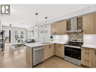 2460 KELLY Avenue | Port Coquitlam British Columbia | Slide Image Thirteen