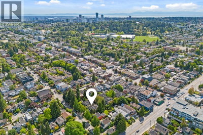 4149 SOPHIA Street | Vancouver British Columbia | Slide Image Forty