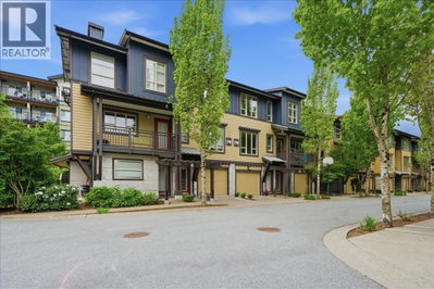 1266 STONEMOUNT Place | Squamish British Columbia | Slide Image Three