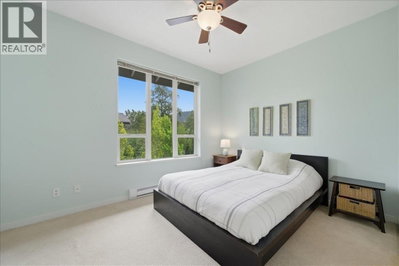 1266 STONEMOUNT Place | Squamish British Columbia | Slide Image Thirty