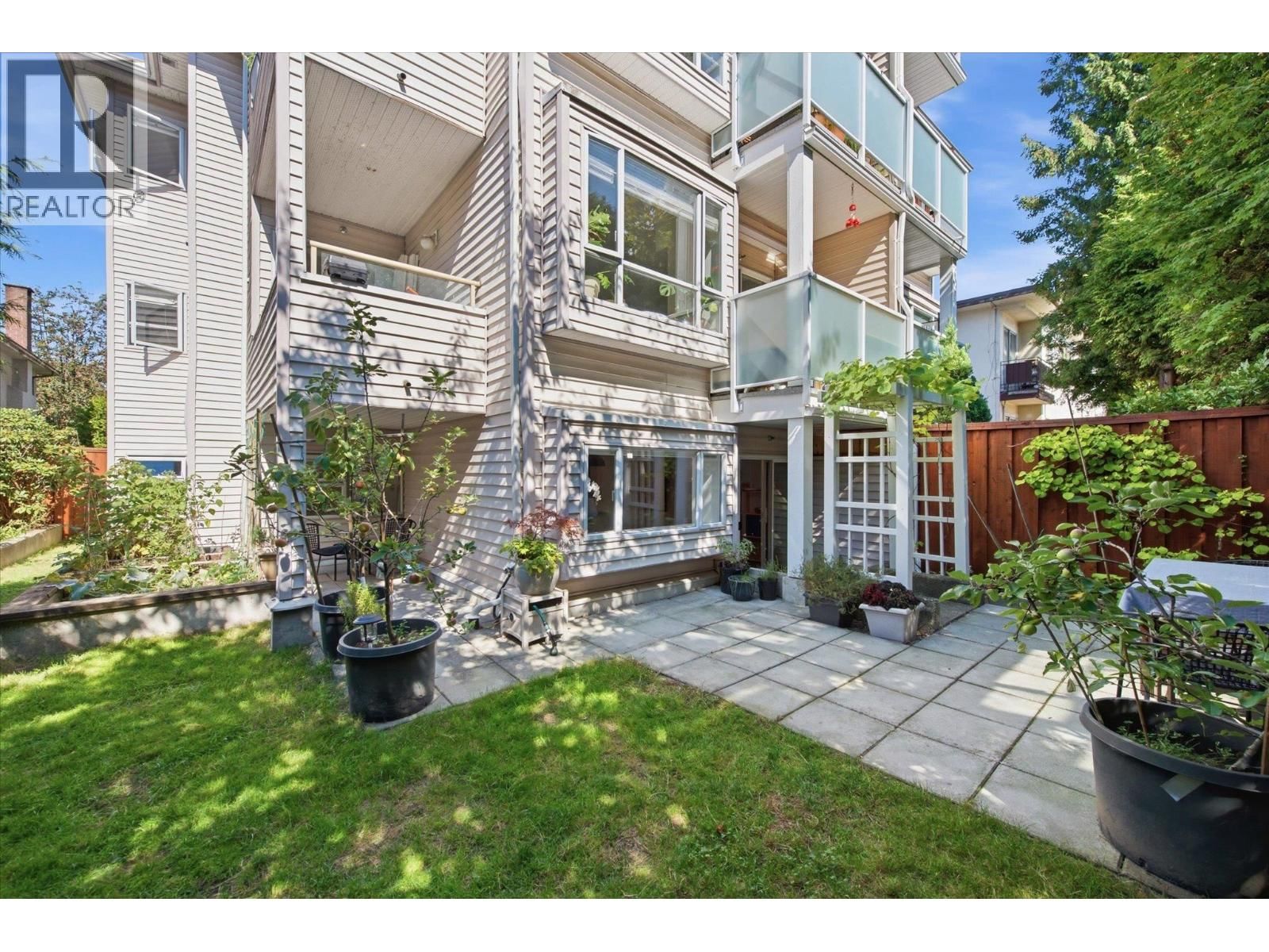 788 8TH Avenue, Vancouver, British Columbia V5T 1T4