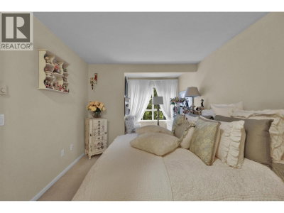 9283 GOVERNMENT Road | Burnaby British Columbia | Slide Image Ten