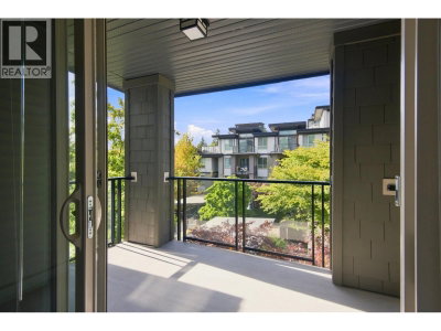 7478 BYRNEPARK Walk | Burnaby British Columbia | Slide Image Twenty-eight
