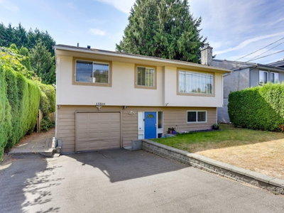 15866 NORTH BLUFF Road | White Rock British Columbia | Slide Image Two