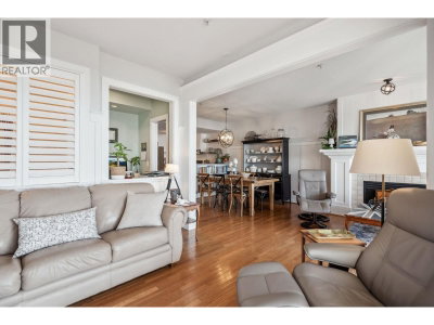 1120 TSATSU SHORES Drive | Tsawwassen British Columbia | Slide Image Six