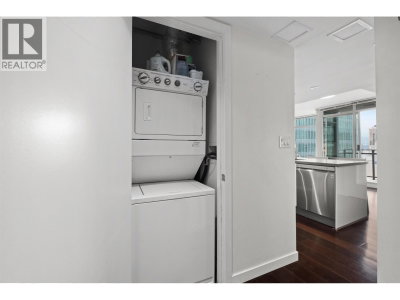 788 RICHARDS Street | Vancouver British Columbia | Slide Image Thirteen