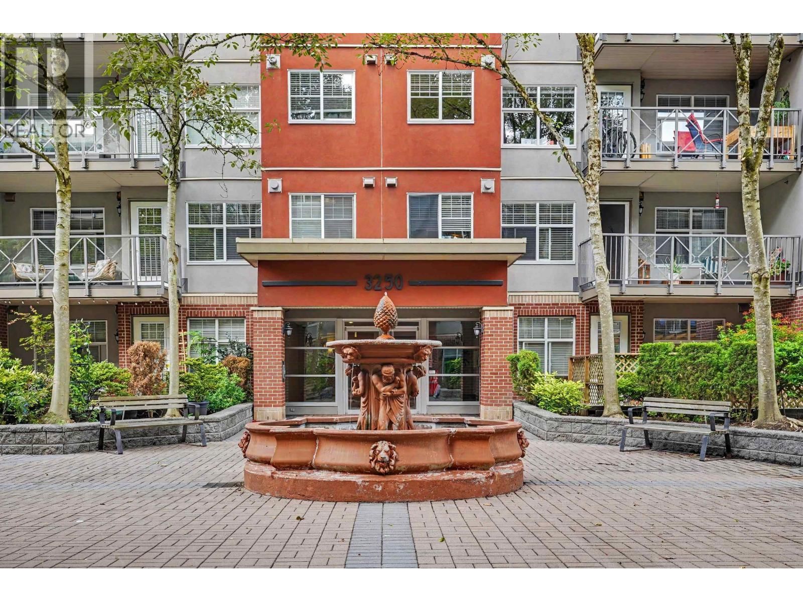 3260 ST JOHNS Street, Port Moody, British Columbia V3H 0B9