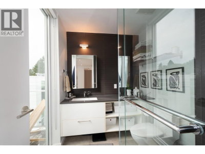 2220 WILLOW Street | Vancouver British Columbia | Slide Image Seventeen