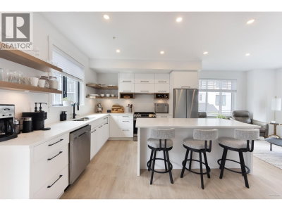 12018 237 Street | Maple Ridge British Columbia | Slide Image One