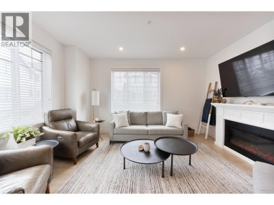 12018 237 Street | Maple Ridge British Columbia | Slide Image Four