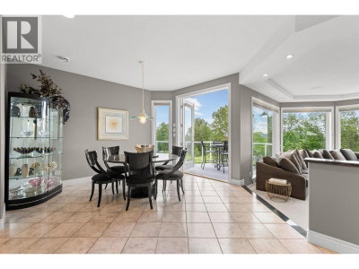 2556 PALISADE Crescent | Port Coquitlam British Columbia | Slide Image Twelve