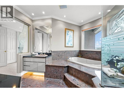 2556 PALISADE Crescent | Port Coquitlam British Columbia | Slide Image Nineteen