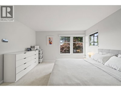 2408 MARINE Drive | Vancouver British Columbia | Slide Image Twenty-seven