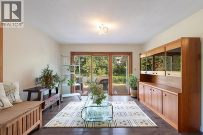 40235 KINTYRE Drive | Squamish British Columbia | Slide Image Eleven
