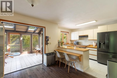 40235 KINTYRE Drive | Squamish British Columbia | Slide Image Fourteen