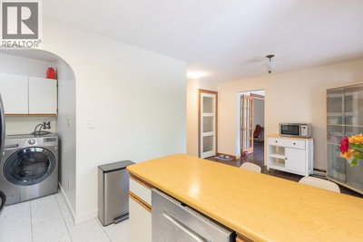 40235 KINTYRE Drive | Squamish British Columbia | Slide Image Eighteen