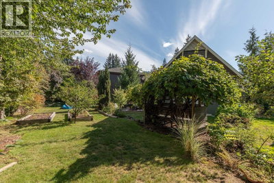 40235 KINTYRE Drive | Squamish British Columbia | Slide Image Thirty-seven