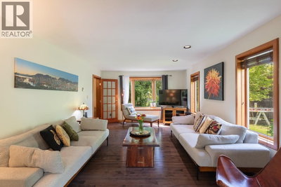 40235 KINTYRE Drive | Squamish British Columbia | Slide Image Nine