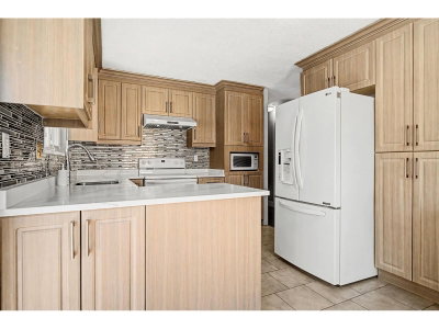8076 139A Street | Surrey British Columbia | Slide Image Twelve