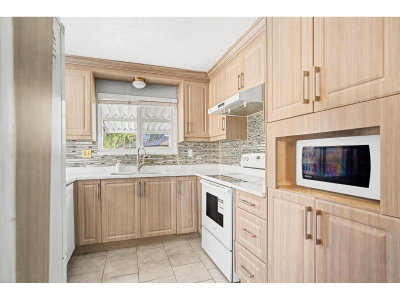 8076 139A Street | Surrey British Columbia | Slide Image Thirteen