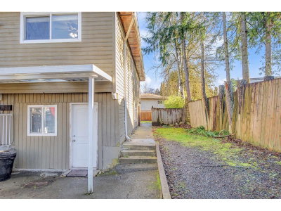 8076 139A Street | Surrey British Columbia | Slide Image Thirty-one