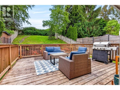 22525 BRICKWOOD Close | Maple Ridge British Columbia | Slide Image Thirty-five