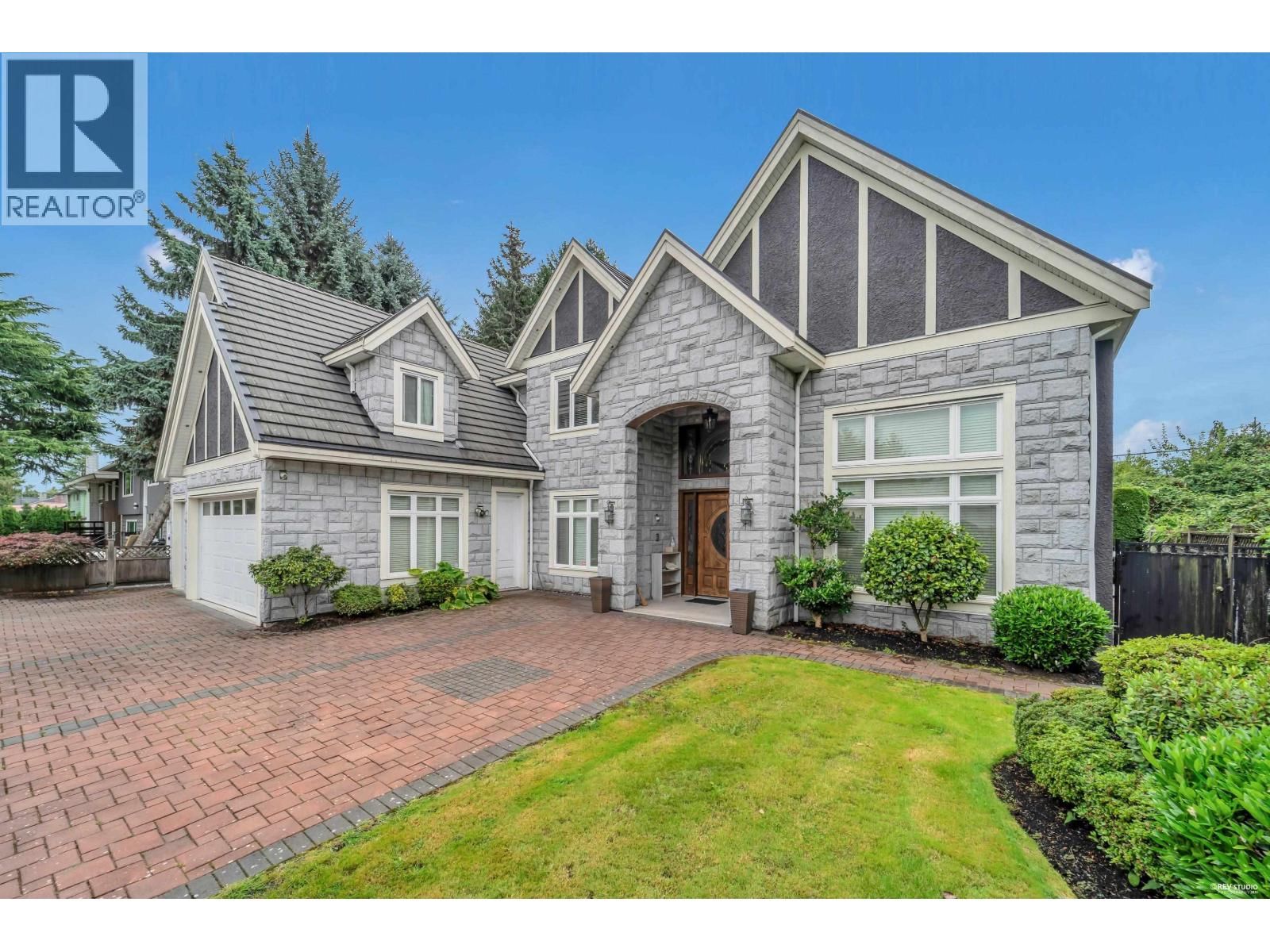 8080 SPIRES Road, Richmond, British Columbia V6Y 1V9