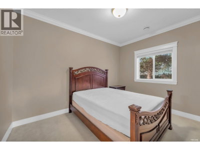 8080 SPIRES Road | Richmond British Columbia | Slide Image Thirty-one