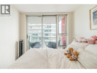 111 GEORGIA Street | Vancouver British Columbia | Slide Image Eighteen