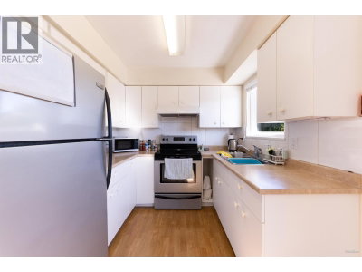 3940 WILLIAMS Road | Richmond British Columbia | Slide Image Twenty-two