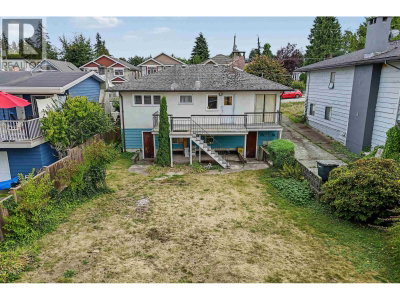7971 ROSEWOOD Street | Burnaby British Columbia | Slide Image Five