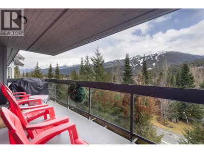 3212 BLUEBERRY Drive | Whistler British Columbia | Slide Image Twelve