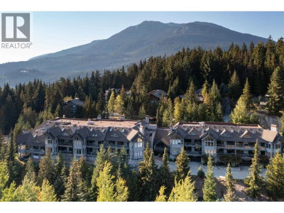 3212 BLUEBERRY Drive | Whistler British Columbia | Slide Image Twenty-four