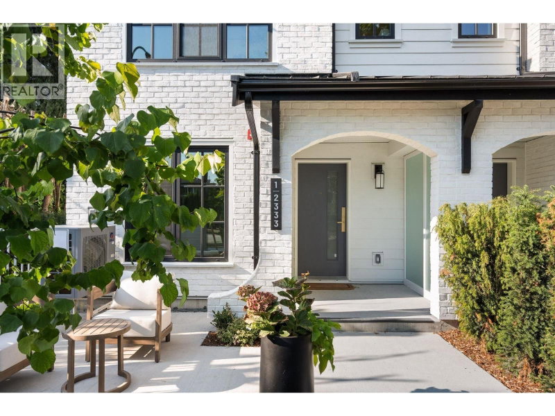 2333 54TH Avenue Vancouver British Columbia, V5S 1X1 - 4 Bedrooms Condo For Sale
