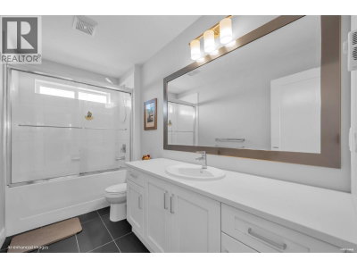 3511 PRINCETON Avenue | Coquitlam British Columbia | Slide Image Twenty-three
