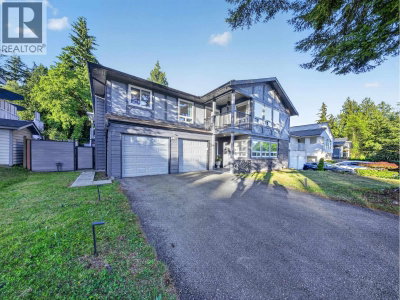2322 KIRKSTONE Road | North Vancouver British Columbia | Slide Image Two