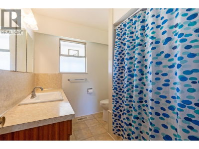 3371 VINCENT Street | Port Coquitlam British Columbia | Slide Image Twelve
