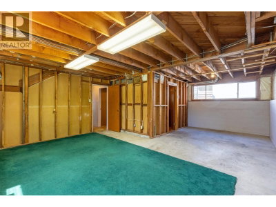 3371 VINCENT Street | Port Coquitlam British Columbia | Slide Image Nineteen
