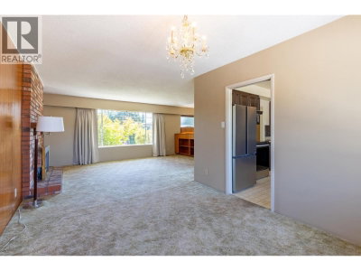 3371 VINCENT Street | Port Coquitlam British Columbia | Slide Image Eight