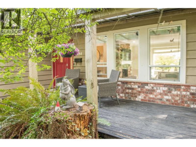 2634 ROGATE Avenue | Coquitlam British Columbia | Slide Image Two