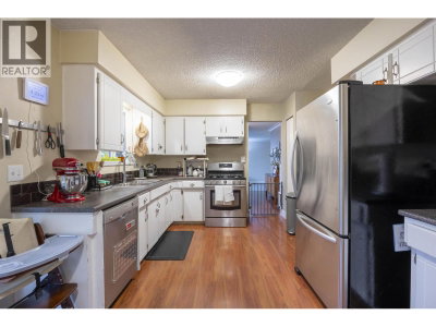 2634 ROGATE Avenue | Coquitlam British Columbia | Slide Image Seven