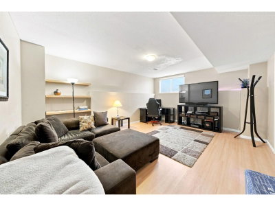 6533 121 Street | Surrey British Columbia | Slide Image Nine