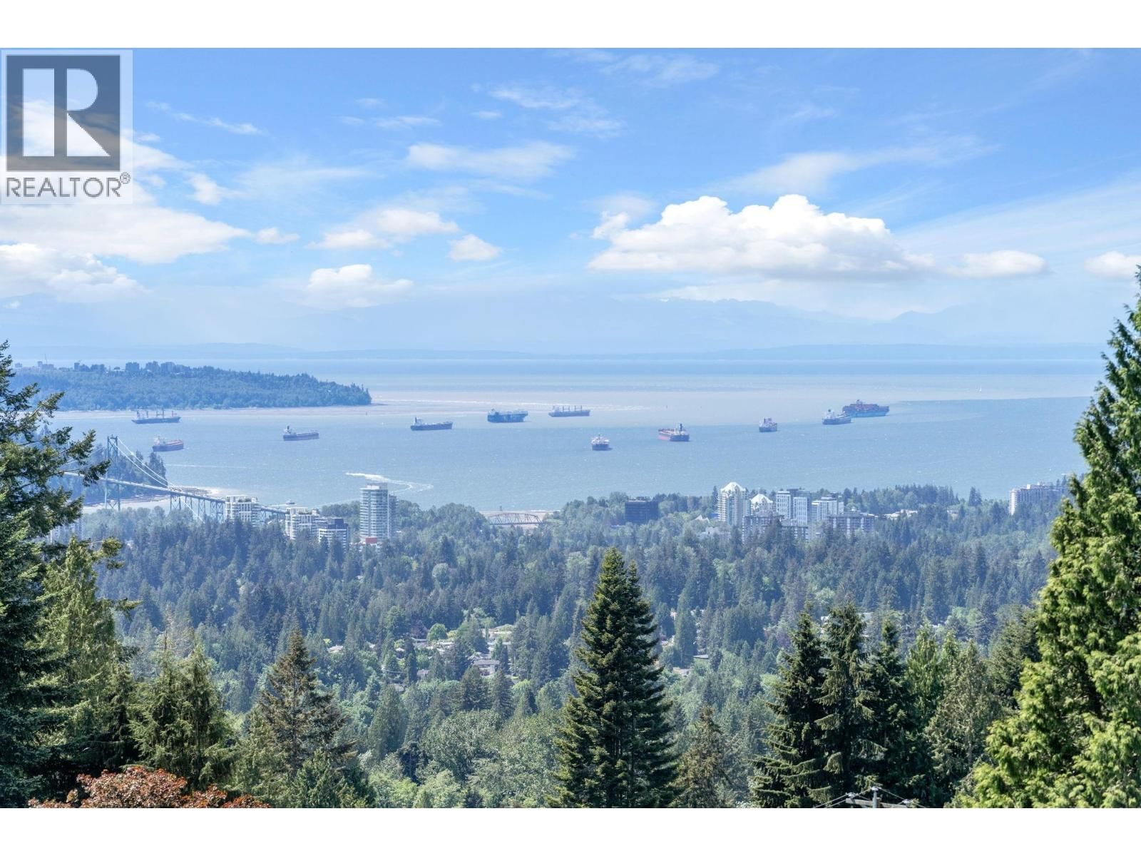 3961 ST. ALBANS Avenue, North Vancouver, British Columbia V7N 1S9