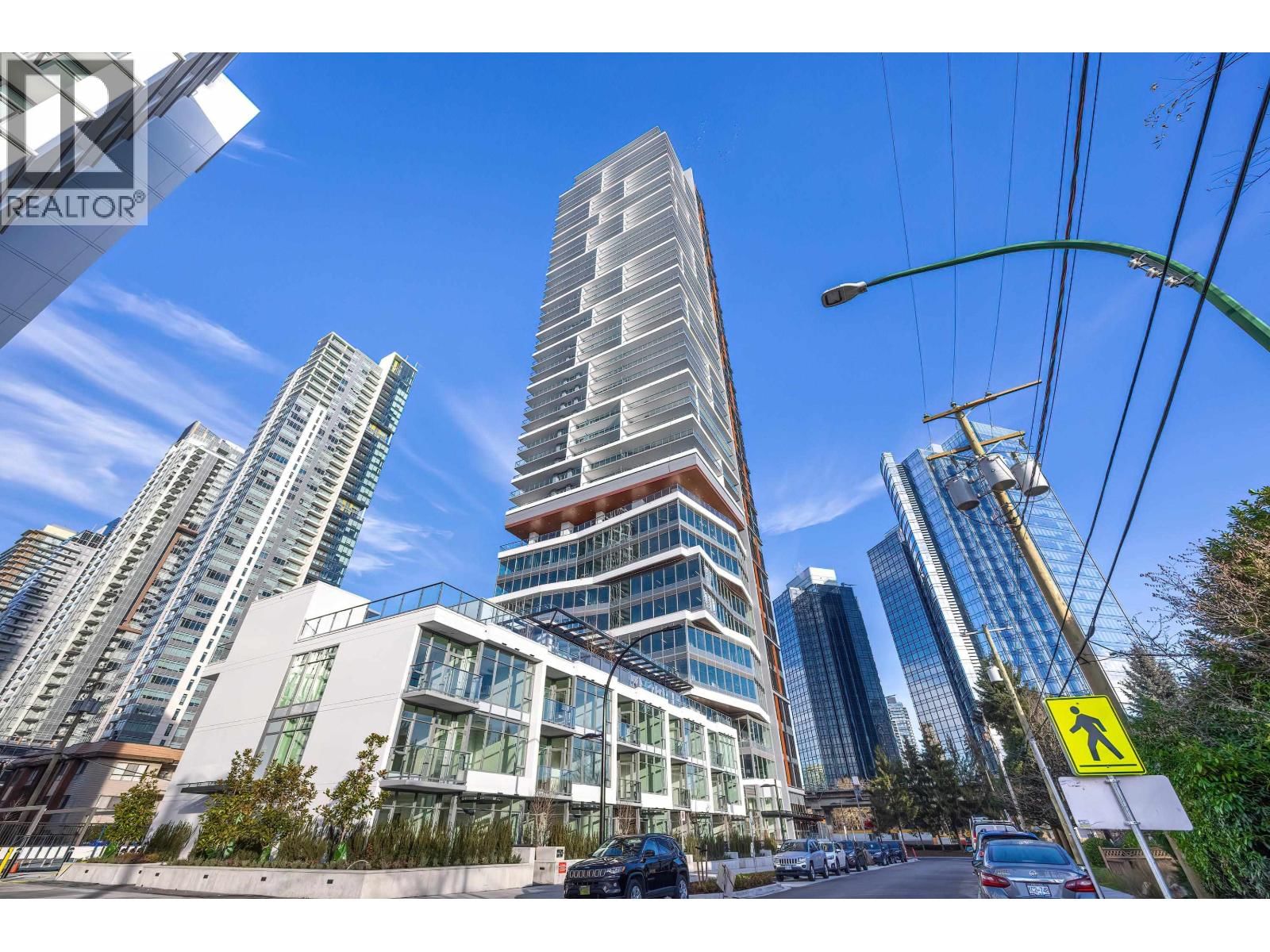 6511 SUSSEX Avenue, Burnaby, British Columbia V5H 0K5