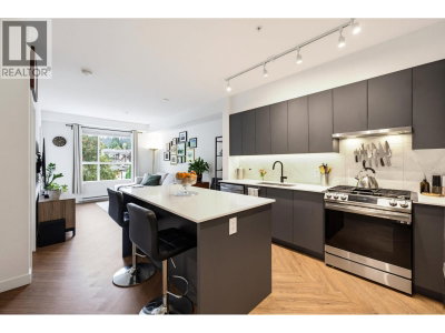 3229 ST JOHNS Street | Port Moody British Columbia | Slide Image Thirteen